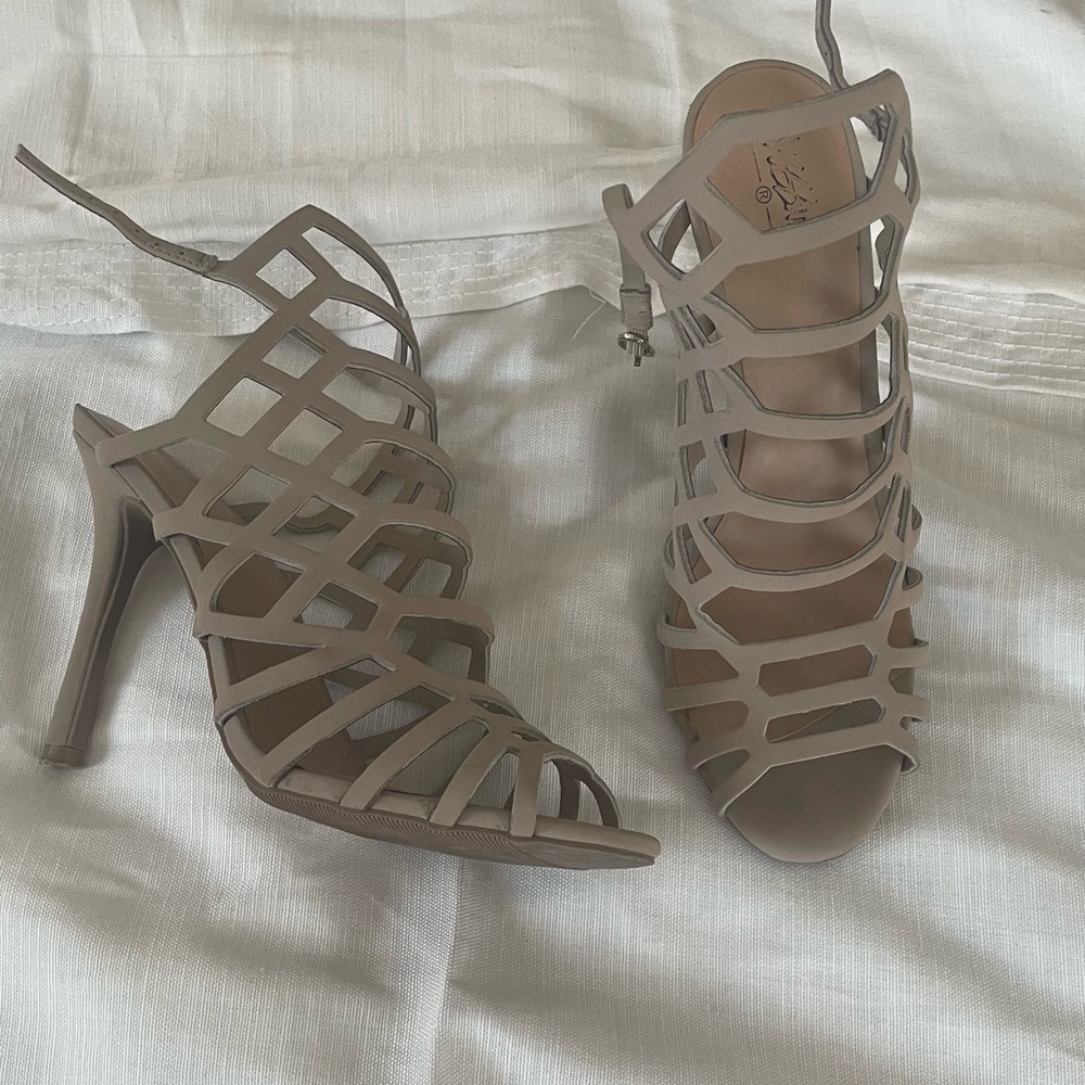 Nude heels